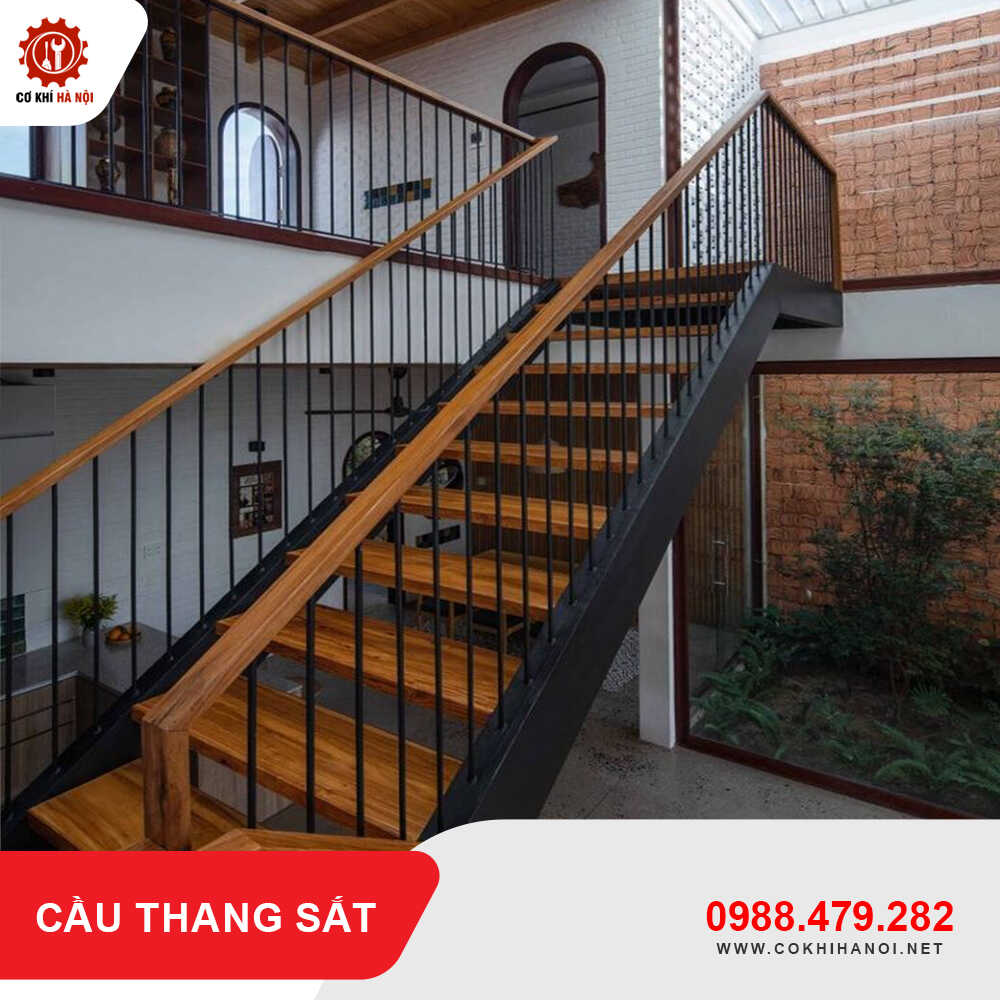 Báo giá làm cầu thang sắt đẹp, giá rẻ nhất năm 2025