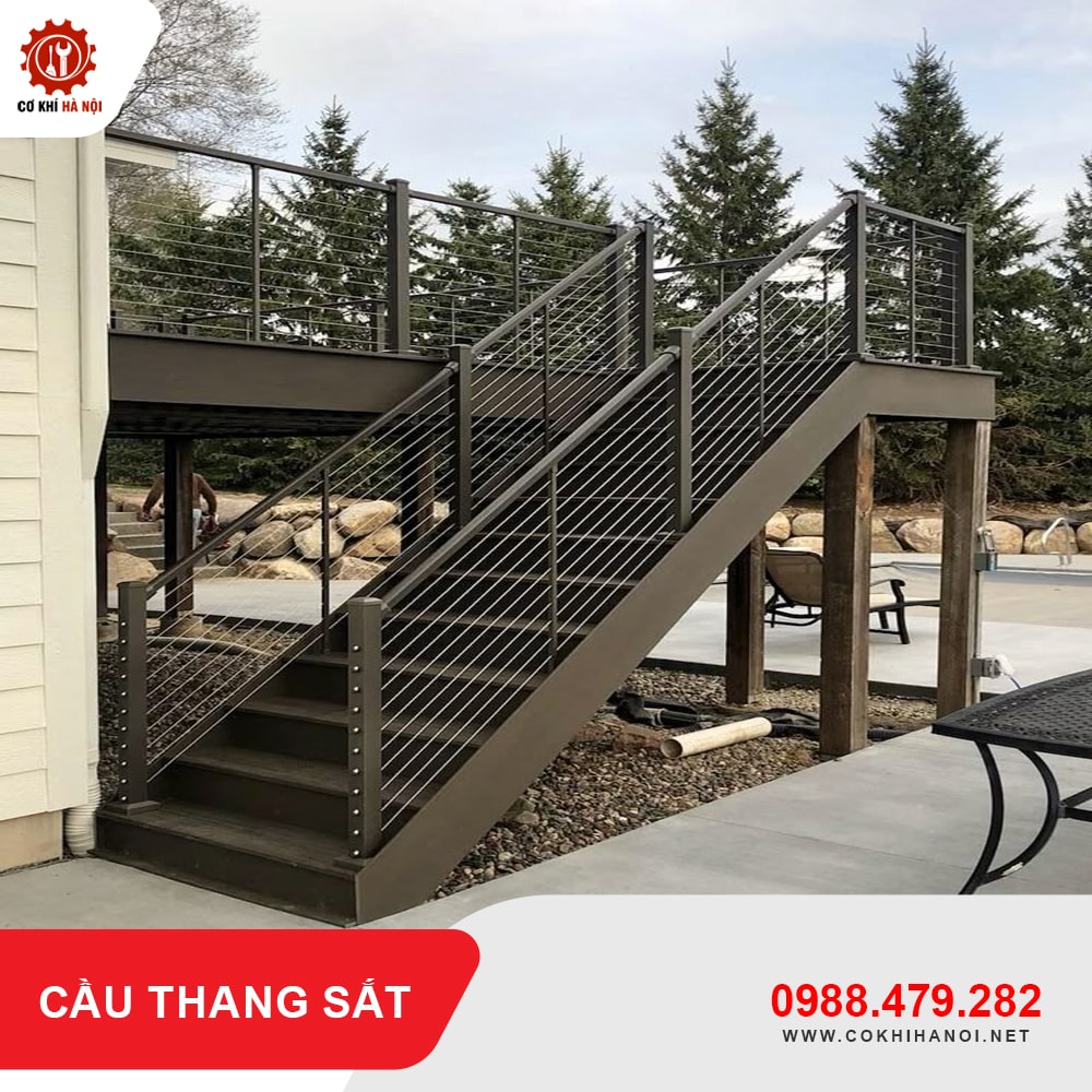 Báo giá làm cầu thang sắt đẹp, giá rẻ nhất năm 2025