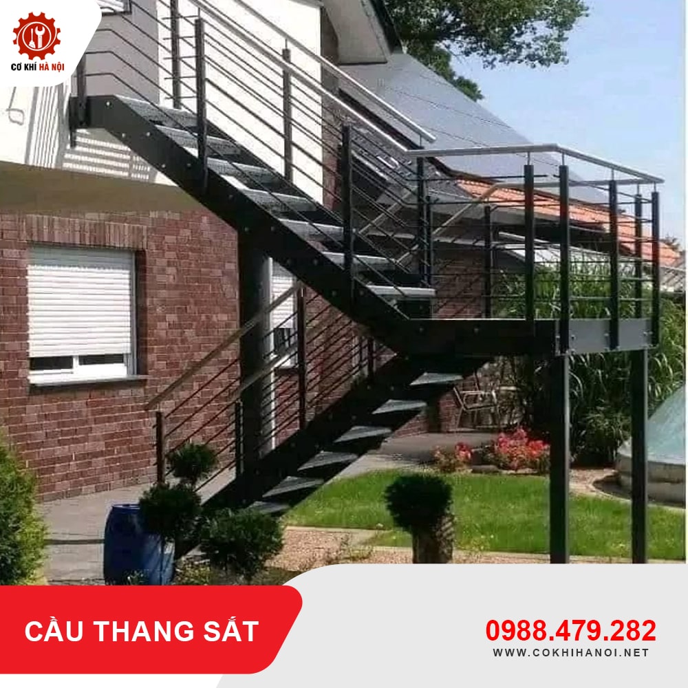 Báo giá làm cầu thang sắt đẹp, giá rẻ nhất năm 2025