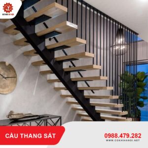 Cầu thang sắt CTS-33