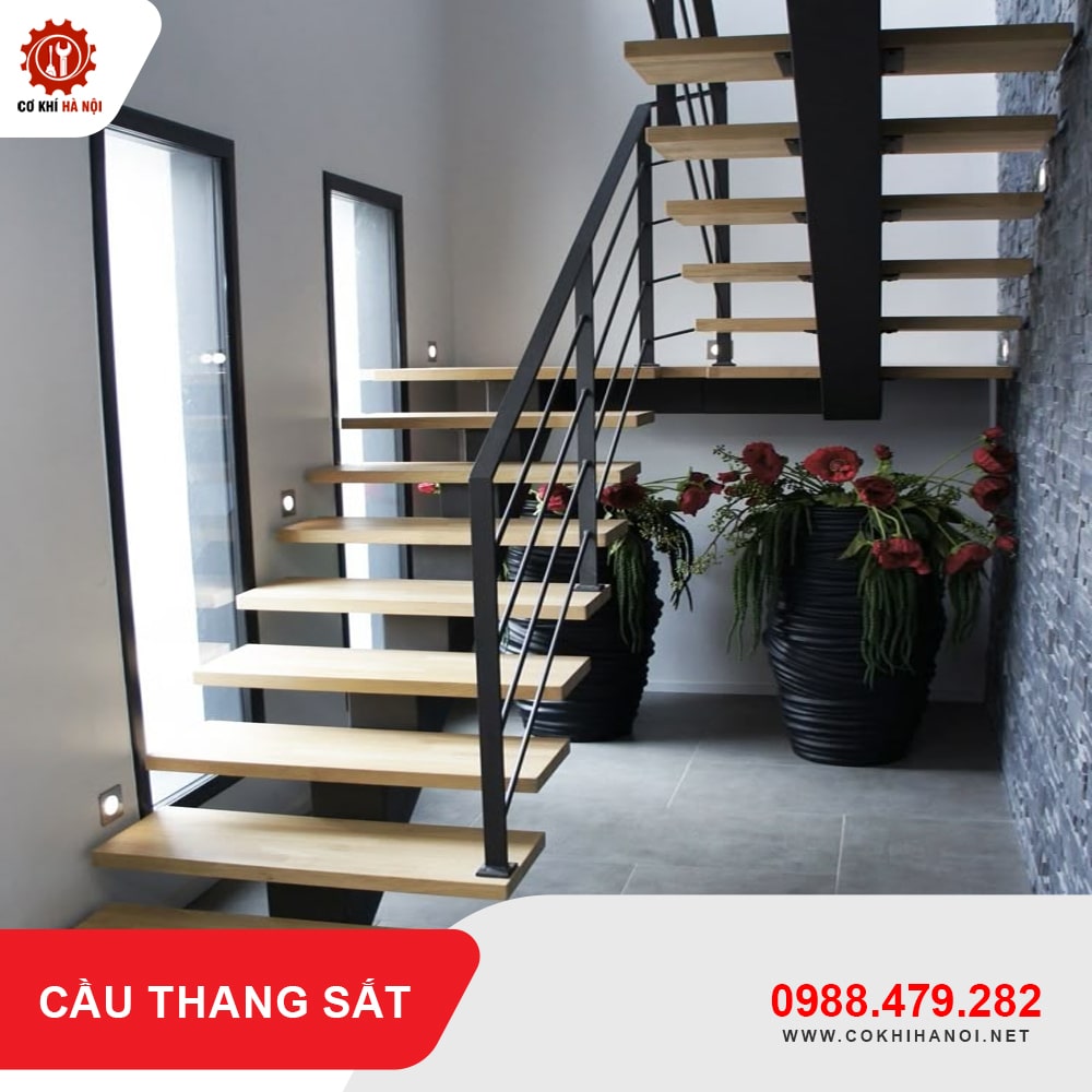 Báo giá làm cầu thang sắt đẹp, giá rẻ nhất năm 2025