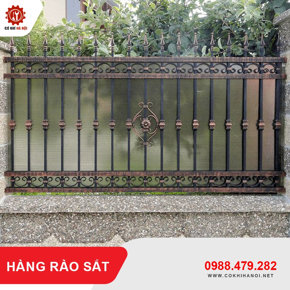 Báo giá thi công, làm hàng rào sắt tại Hà Nội giá tốt nhất 2025